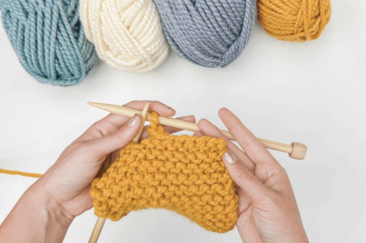 How to bind off - Basic Knit Bind Off Main image