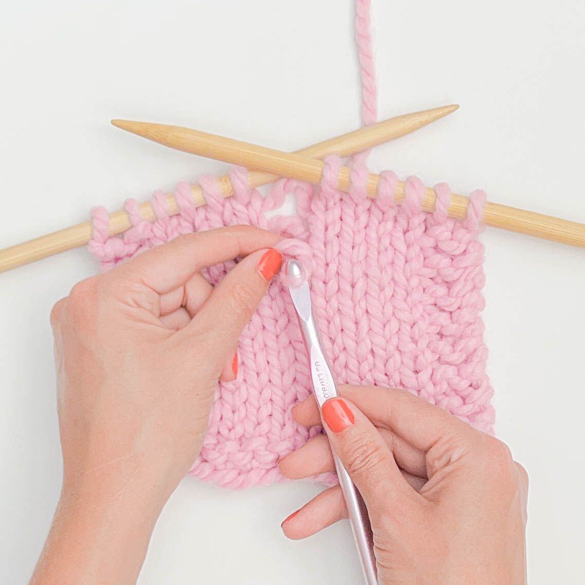 How to Fix a Dropped Stitch [2 Easy Ways]